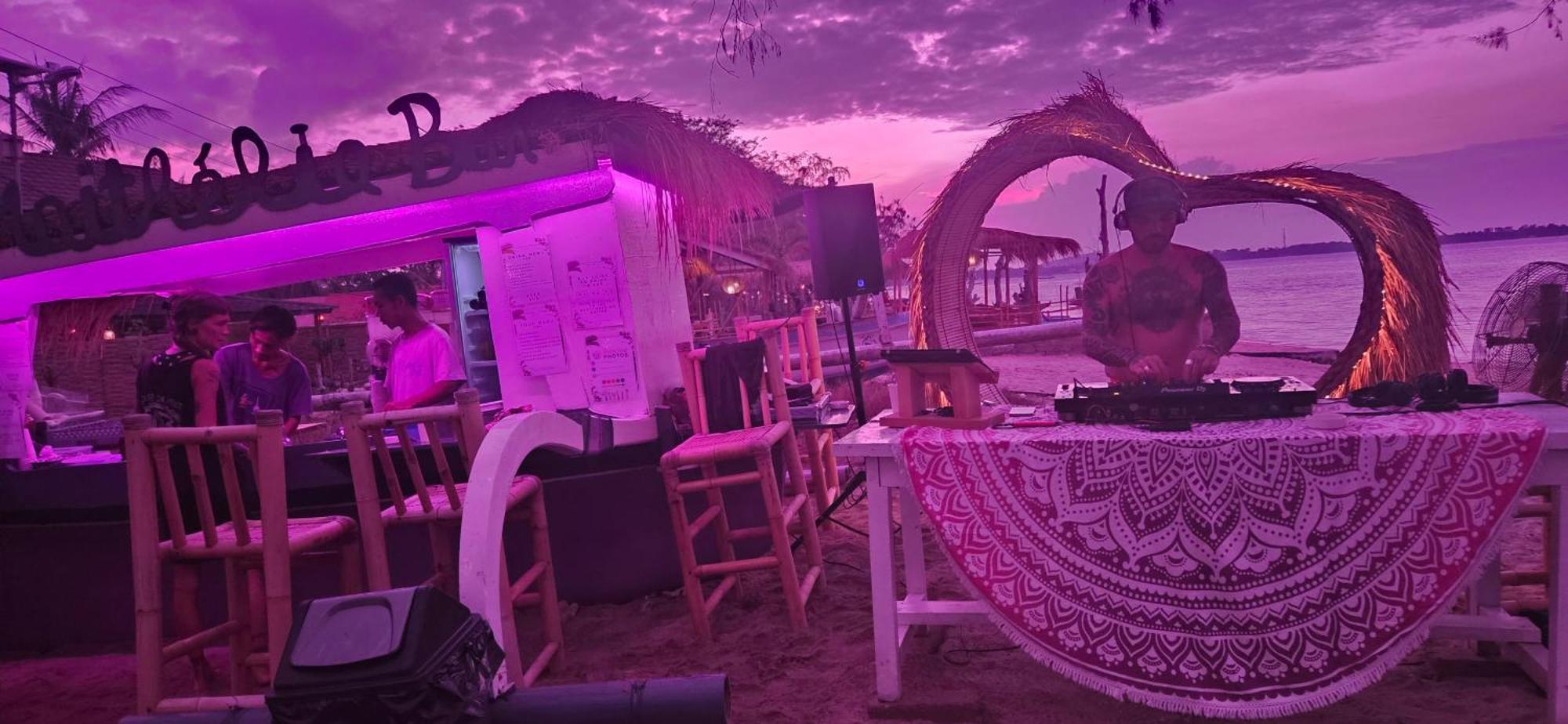 Purple Beach - Maithelia - Гили Еър Екстериор снимка